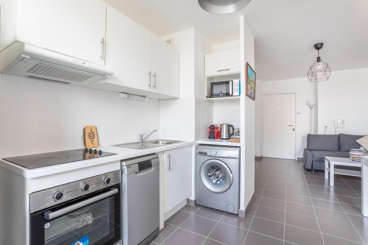New Joliette Comfortable Apartment Well Located With Private Parking Marsiglia Esterno foto
